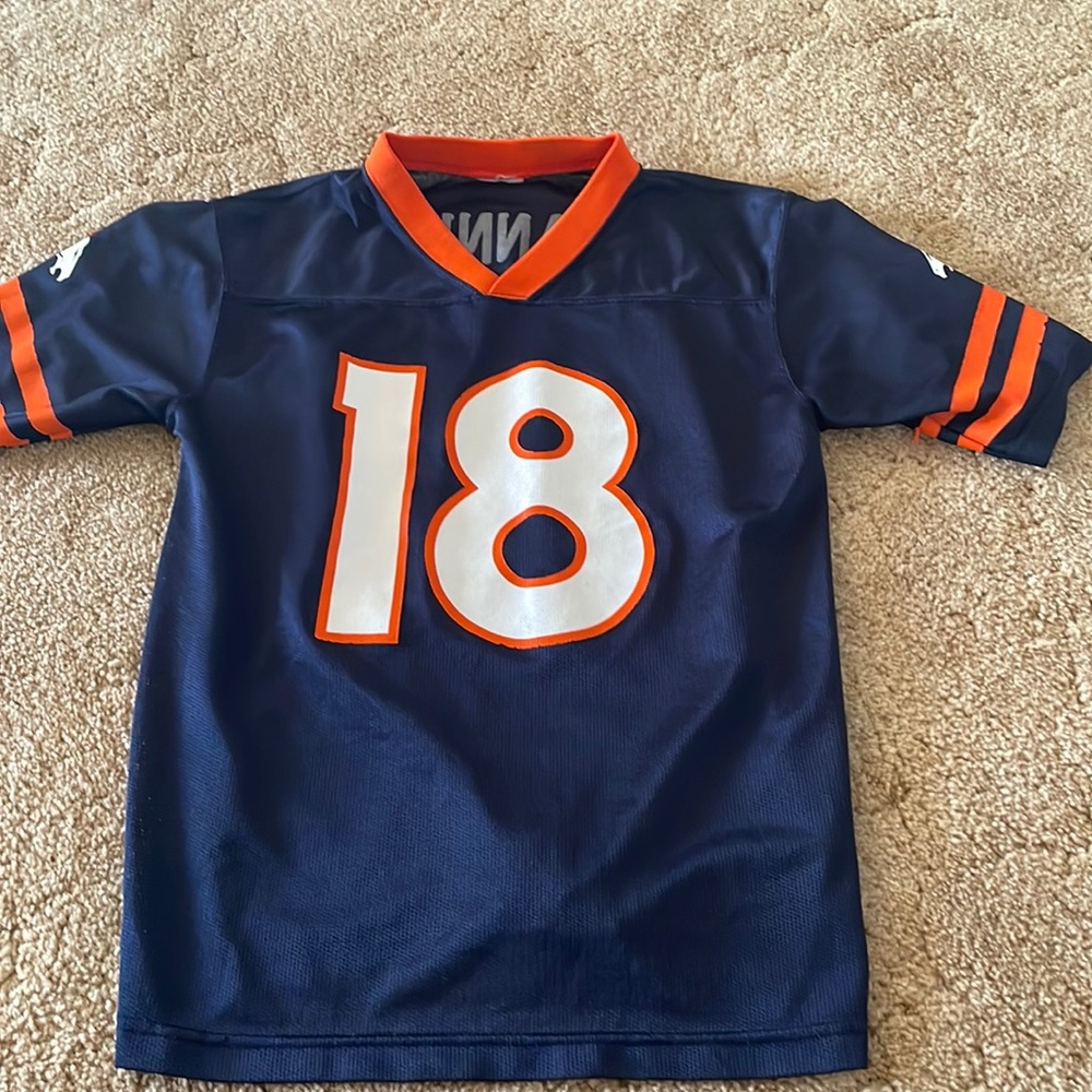 Denver co, Broncos jersey,Paton Manning 18 women’s extra small teen small v neck